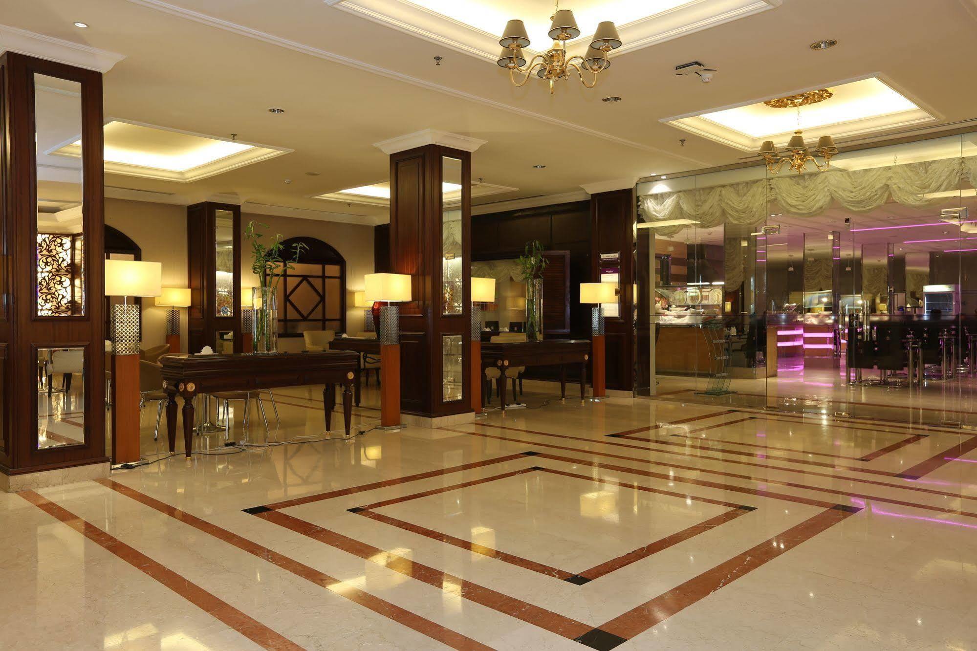Mercure Hotel Khamis Mushayt คามิสมูชาอิท ภายนอก รูปภาพ
